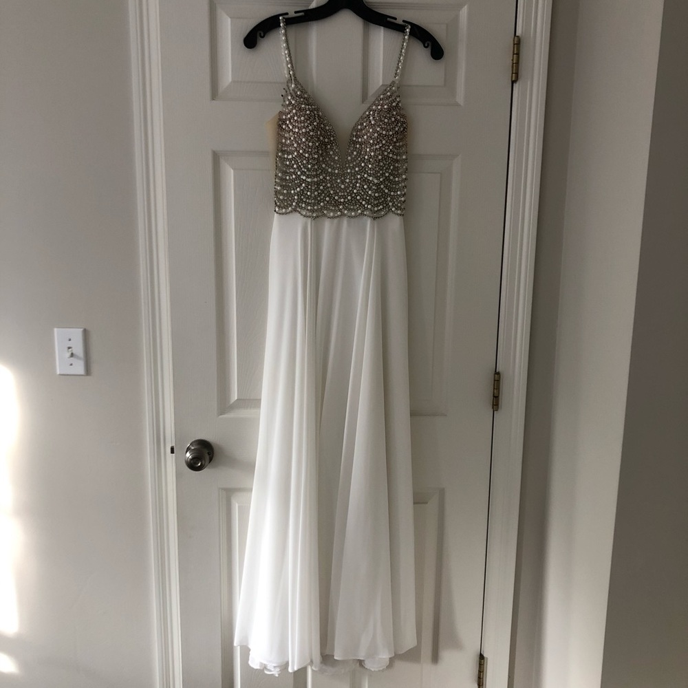 Lulus True Love bridal gown